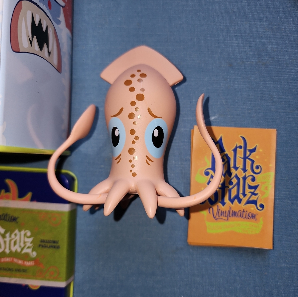 Park Starz Vinylmation Giant Squid Ina Can